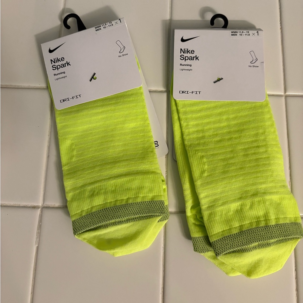 NWT Nike Spark Running Lightweight No Show Socks Neon Yellow Dri-Fit Men 10-11.5